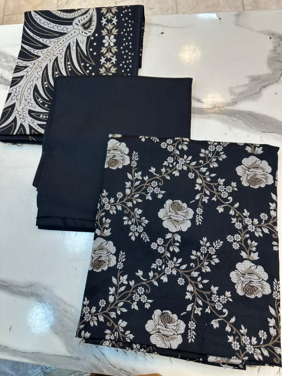 WhatsApp Image 2026-08-08 at 6.30.47 PM (2) Elegant Floral & Geometric Printed 3-Piece Suit Fabric Set - Image 1