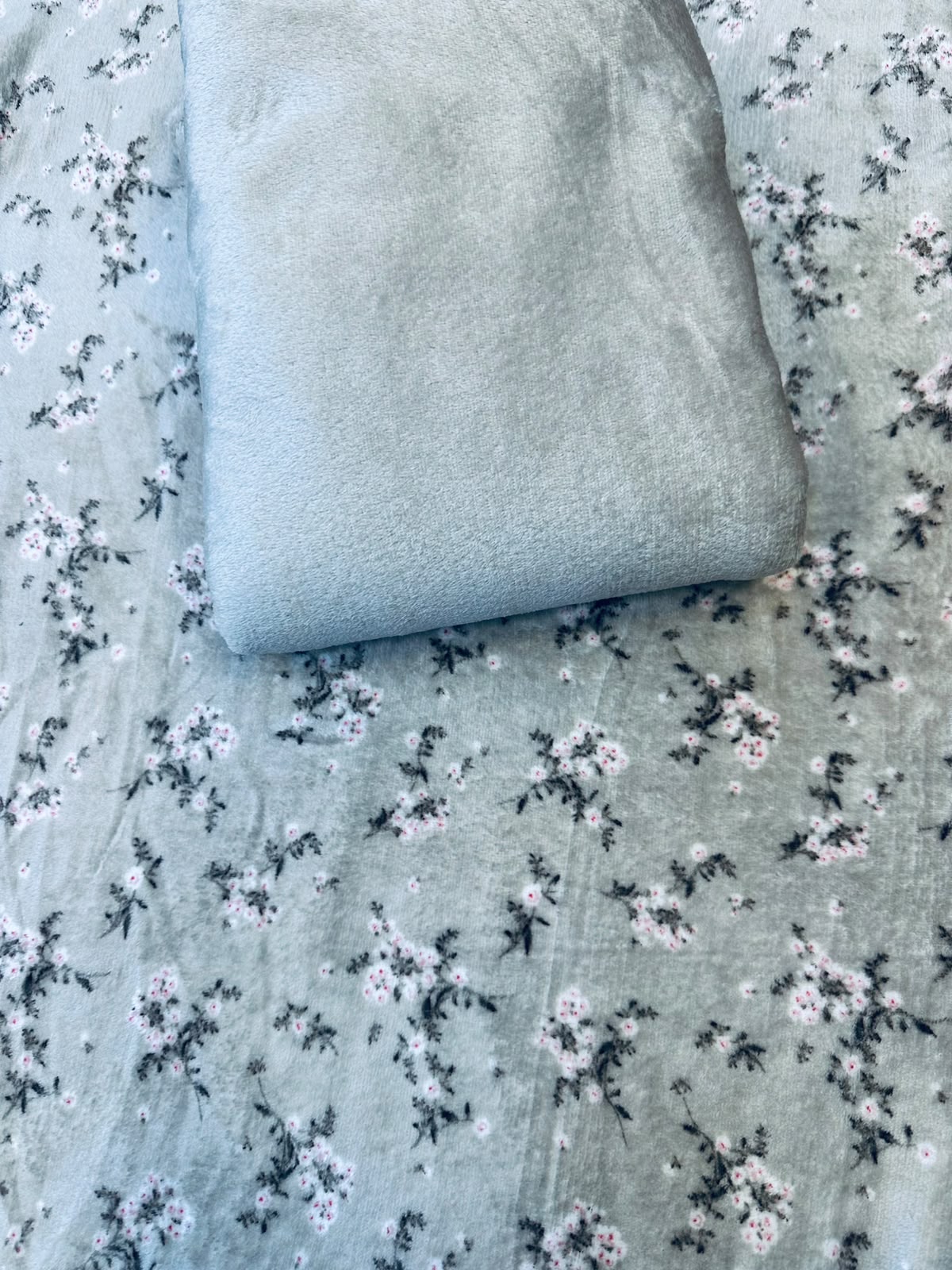 WhatsApp Image 2026-10-22 at 1.39.53 PM Premium Floral Printed Winter Fabric with Plain Matching Piece - Image 1